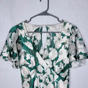 Astr The‎ Label Florecita Floral Cream & Green Dress thumbnail 6