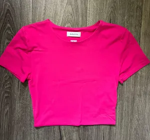 Aritzia Babaton Pink Cropped Tshirt thumbnail 1
