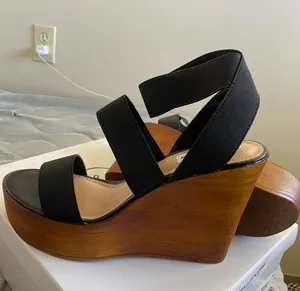 Steve Madden Blondy Black Wedge thumbnail 1