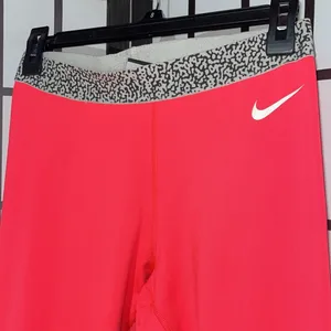 Nike Pro Dri-Fit Neon Pink/White “JUST DO IT” leggings thumbnail 3