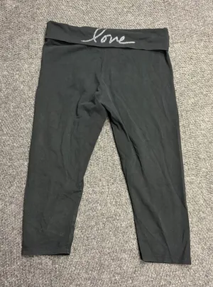 Victorias Secret Black Love Rhinestone Foldover Waist Cropped Leggings L 330785 thumbnail 1