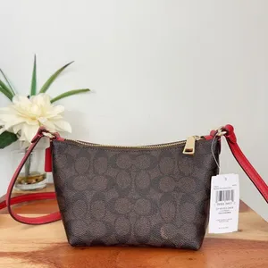 NWT Coach Zip Top Crossbody‎ Bag In Signature Canvas thumbnail 4