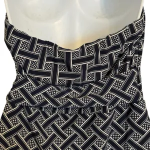 WHITE HOUSE BLACK MARKET Navy White Geometric Halter Wrap Top Silver Ring Size M thumbnail 6