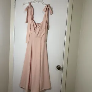 NWOT HOUSE OF CB 'Alicia' Blush Pink Midi Sundress XS thumbnail 2