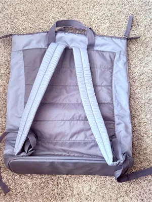 Under Armour Women's Grey Multi-Tasker Backpack Tote Discontinued & Rare thumbnail 3