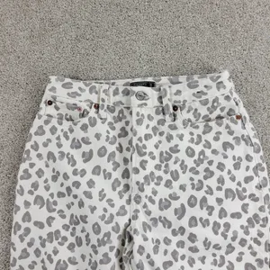 Abercrombie & Fitch Womens Mom Jeans 2 White Gray Leopard Raw Hem Slim Fit Denim thumbnail 3