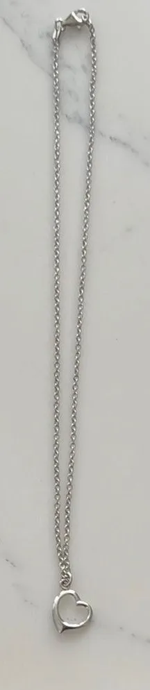 Elegant Silver‎ Heart Necklace Silver thumbnail 1