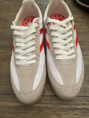 Tretorn x Draper James Rawlings Elite Sneakers Size 9 thumbnail 2