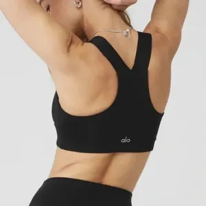 Alo Yoga Airbrush Rev It Up Bra Black Size M NWT Authentic ( Sold Out) thumbnail 3