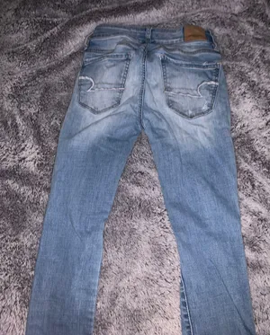 Ripped Skinny Jeans thumbnail 2