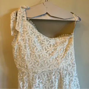 Like New! Lost + Wander White Lace Madonna Lily Maxi Dress | Size L thumbnail 9