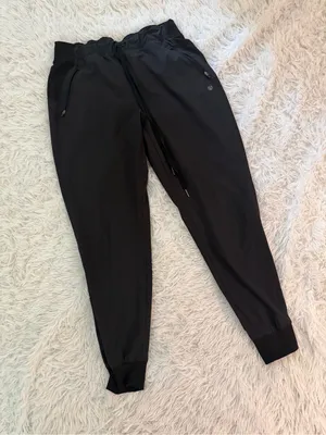 Apana Black Jogger Pants Women’s Medium Lightweight Athletic Zip Pockets thumbnail 1