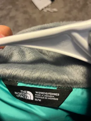 North face Jacket thumbnail 3