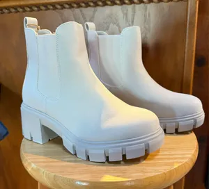 MIA Boots Women’s Chelsea thumbnail 1