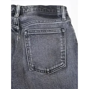 Abercrombie & Fitch Womens 25/0 The Mom High Rise Jean thumbnail 7