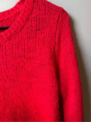 Abercrombie & Fitch Red Knit High Low Sweater Size Medium thumbnail 2