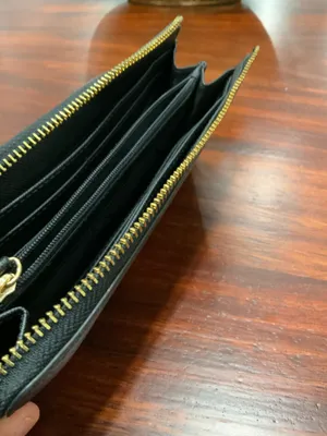 Authentic Coach wallet, pebble-grain leather, black with gold... thumbnail 8