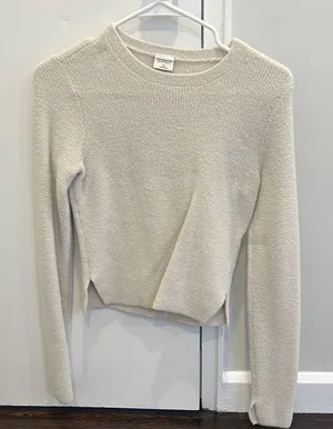 Abercrombie & Fitch Cream Knit Sweater thumbnail 1