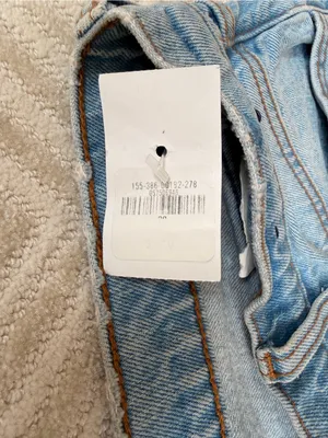 Abercrombie Curve Love Mid Rise 90s Straight Jean V Waist thumbnail 6