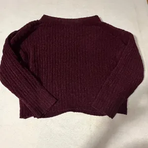 Express Womens Burgundy Chenille Cable Knit Pullover Sweater Size M Wine Red thumbnail 5