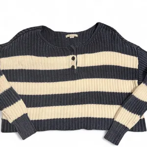 Women’s American Eagle White Casual Long Sleeve Sweater XS thumbnail 2