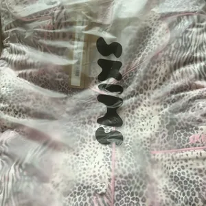 SKIMS Sleep Long Sleeve Pajama Set Bloom Mini Multi Animal M NWT thumbnail 6