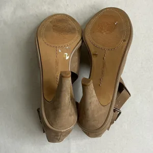 Vince Camuto Women Tan Suede Peep Toe Ankle Strap Heels Size 10M thumbnail 7