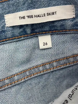 Aritzia denim forum the ‘90s halle denim skirt midi thumbnail 7