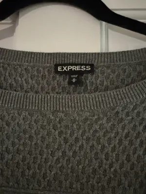 Express sweater thumbnail 2