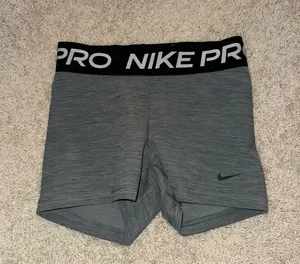 Nike pros Gray thumbnail 2