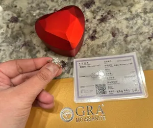 Authentic Mossanite ring (comes with certificate) thumbnail 5