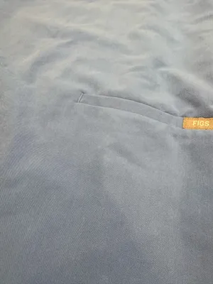 Figs Casma Three-Pocket Scrub Top thumbnail 4
