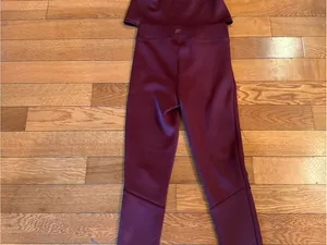 Fabletics Burgundy Scuba Matching Set - Tank & High-Waisted Leggings NWOT Small thumbnail 4