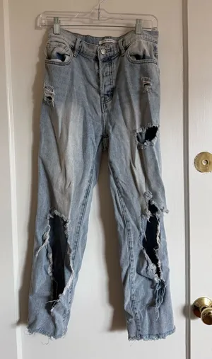 PacSun Women's Light Blue Distressed Boyfriend Jeans thumbnail 1