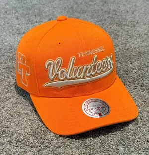New Mitchell & Ness Tennessee Volunteers Tailsweep Snapback Hat thumbnail 1