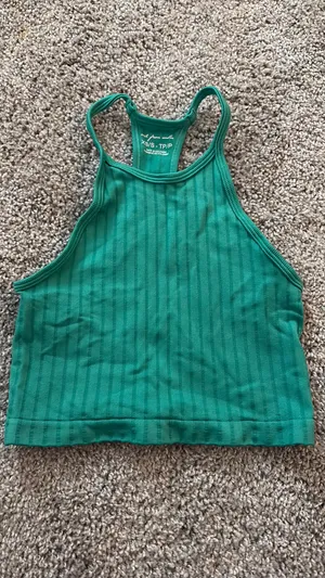 Urban Outfitters Green Crop Top thumbnail 2