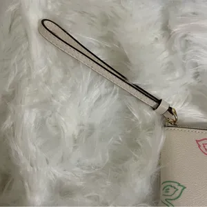 Coach Corner Zip Wristlet Swan Print thumbnail 3