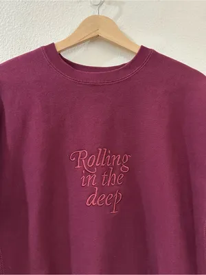 Adele Rolling In The Deep Embroidered‎ Crewneck Sweatshirt Burgundy Size M Merch thumbnail 2