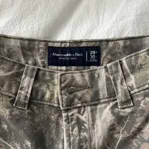 Abercrombie Camo Pants thumbnail 2
