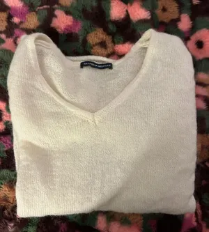 Brandy Melville Sweater thumbnail 2