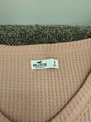 Hollister Sweater thumbnail 2