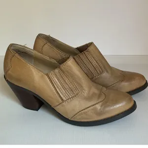 Tan Leather Western Ankle Boots Size 7 Block Heel Boho Fall Booties Pointed Toe thumbnail 11