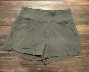 Athleta Trekkie North Hiking Shorts Olive Green Zip Pockets Size 4 Outdoor Trail thumbnail 1