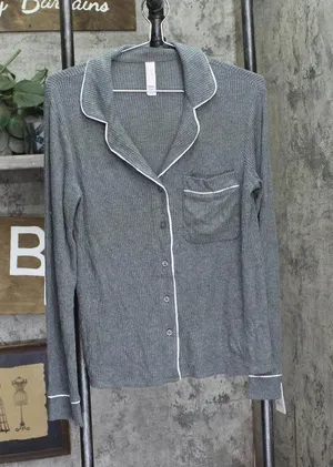 NEW Auden Cozy Ribbed Notch Collar Long Sleeve Pajama Top 94437845 Gray XS thumbnail 1