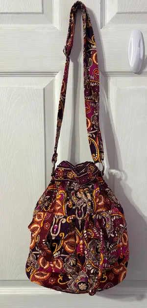 Vera Bradley Quilted Paisley Bucket Shoulder Bag Drawstring Zip Pockets thumbnail 1