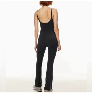 Aritzia Divinity Wilfred Jumpsuit Flare thumbnail 2