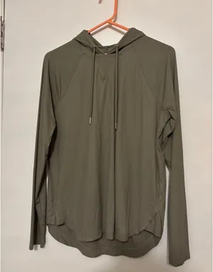 M women’s long sleeve hooded active top Green Size M thumbnail 1
