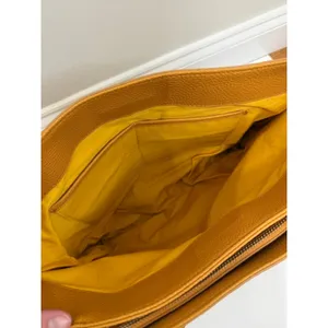 Tactica Elegant Protection Concealed Carry Satchel Butterscotch NWOT thumbnail 4