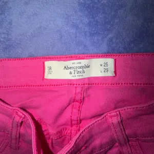 Abercrombie & Fitch Hot Pink Skinny Jeans thumbnail 5