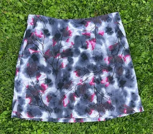 Lady Hagen Golf Tennis Skort Black White Fuchsia Pink Floral Pattern NWOT thumbnail 1
